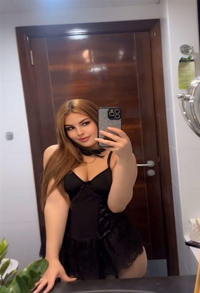 Sanjana - Chennai Escort